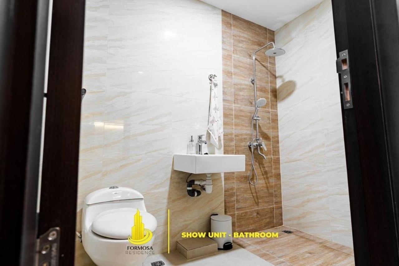נגויה Sleptopia At Formosa Residence New Best Cozy Place In Town מראה חיצוני תמונה