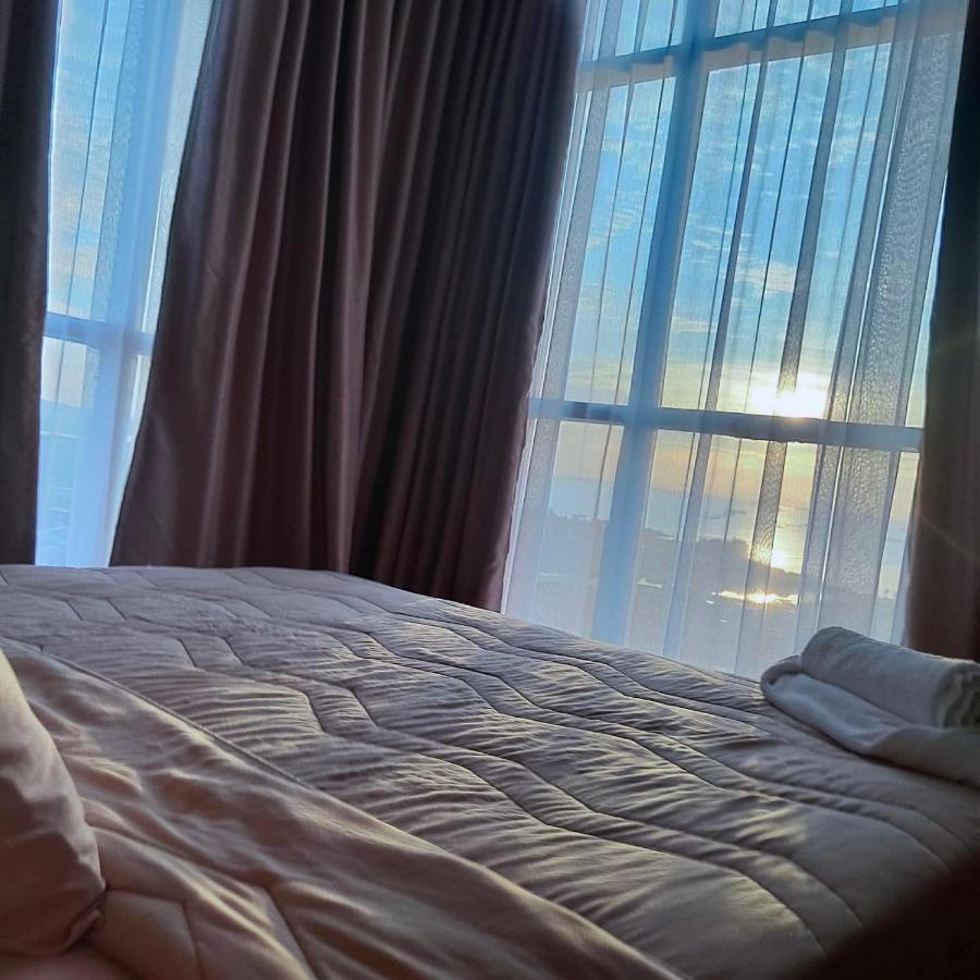 נגויה Sleptopia At Formosa Residence New Best Cozy Place In Town מראה חיצוני תמונה